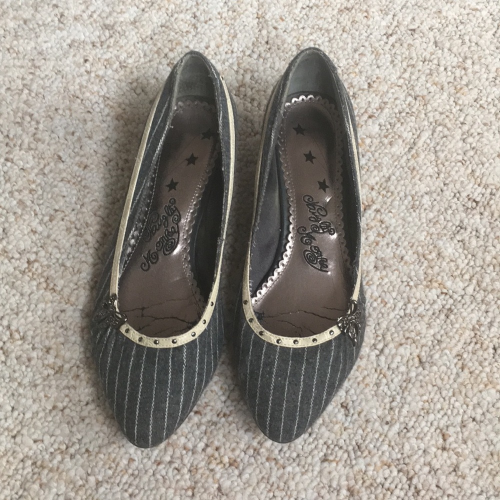 Naughty Monkey kitten heel pump. Size 7.5